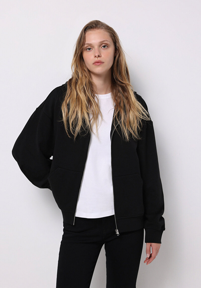 Imagine a Hanorac / Bluza De Dama Negru Regular Fit Cl1070187