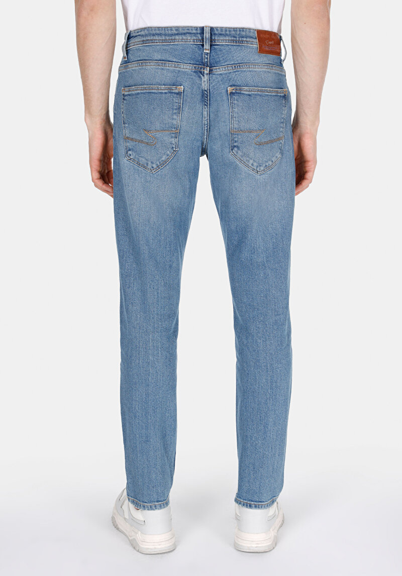 Imagine a Blugi Din Denim Pentru Bărbați Cu Talie Dreaptă