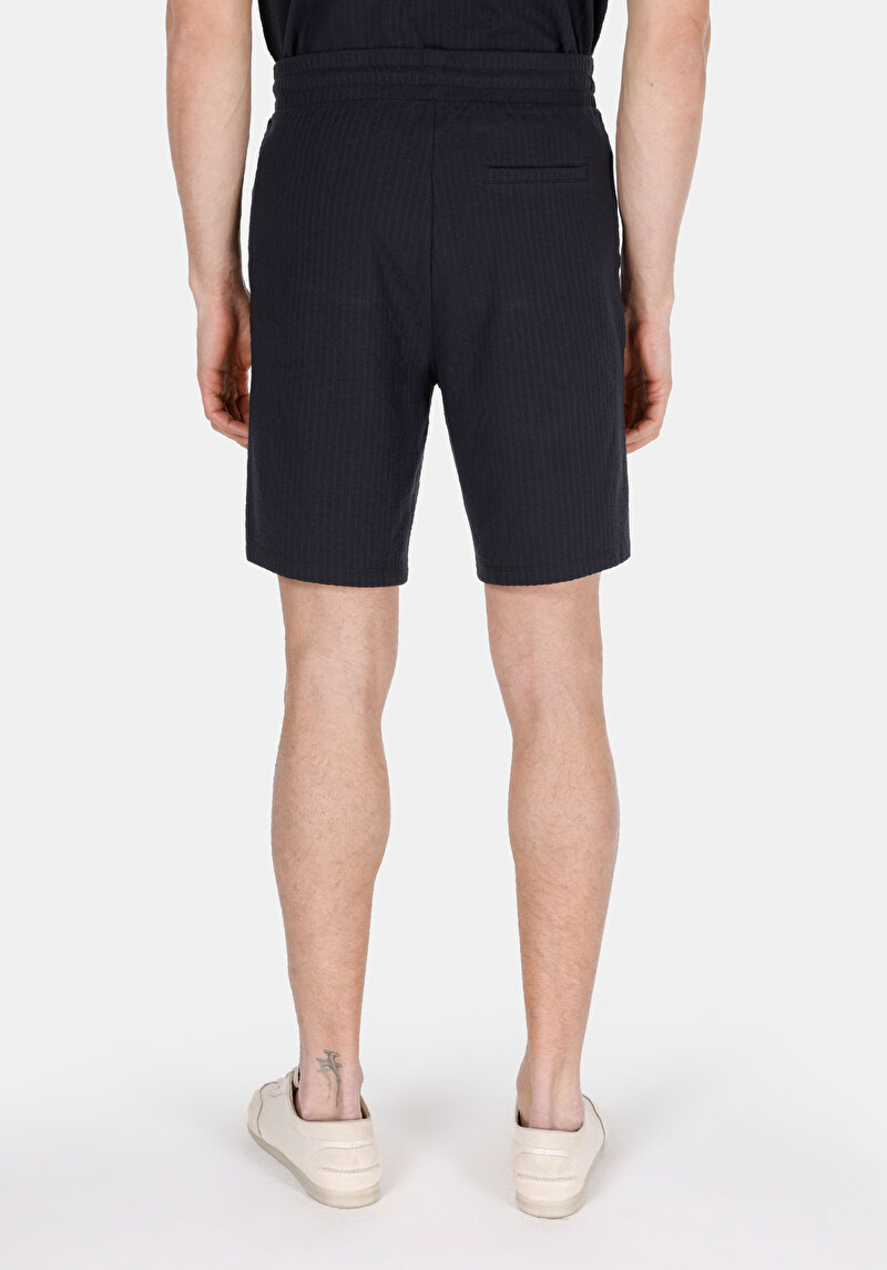 Imagine a Short / Pantaloni Scurti De Barbati Albastru Marin Regular Fit Cl1074191