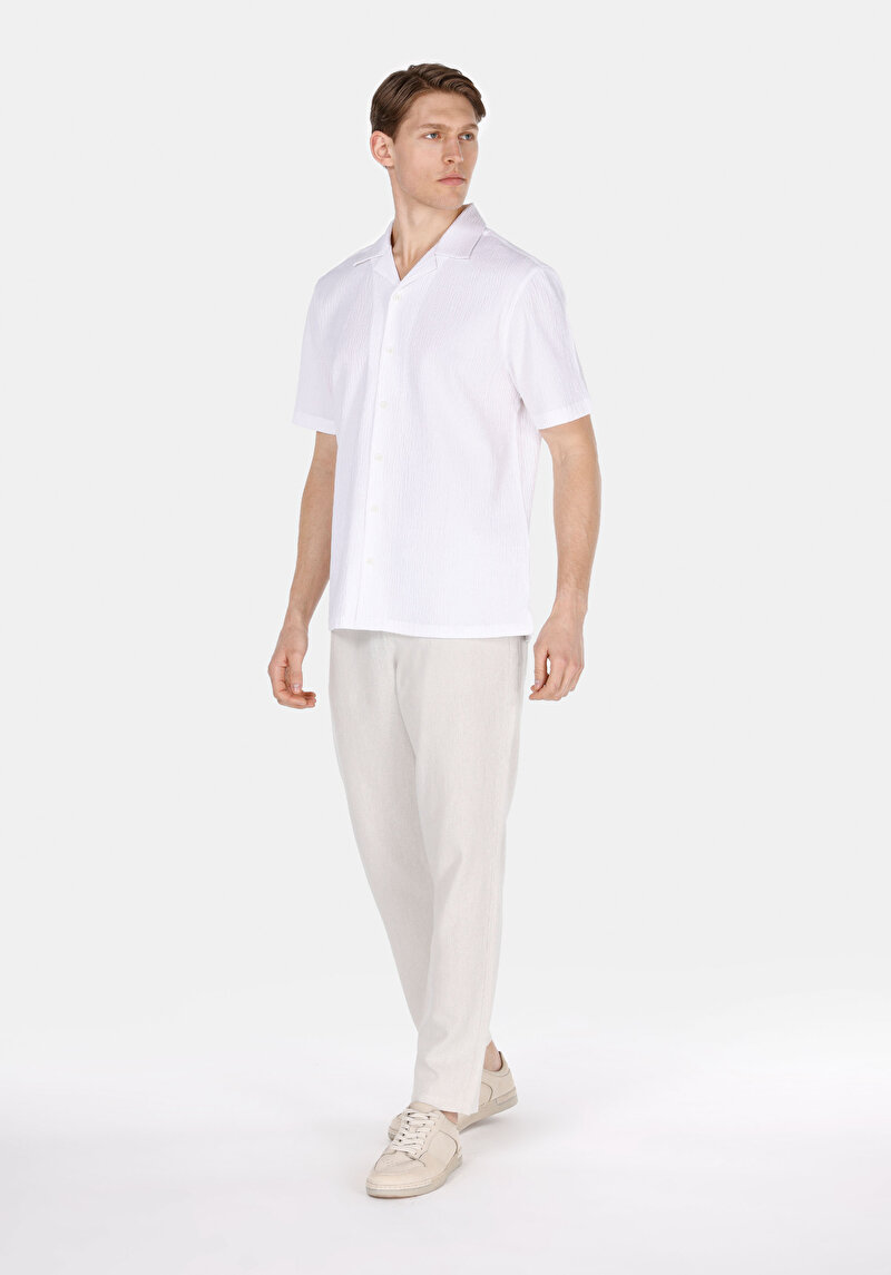 Imagine a Pantaloni De Barbati Alb Regular Fit  Cl1074570