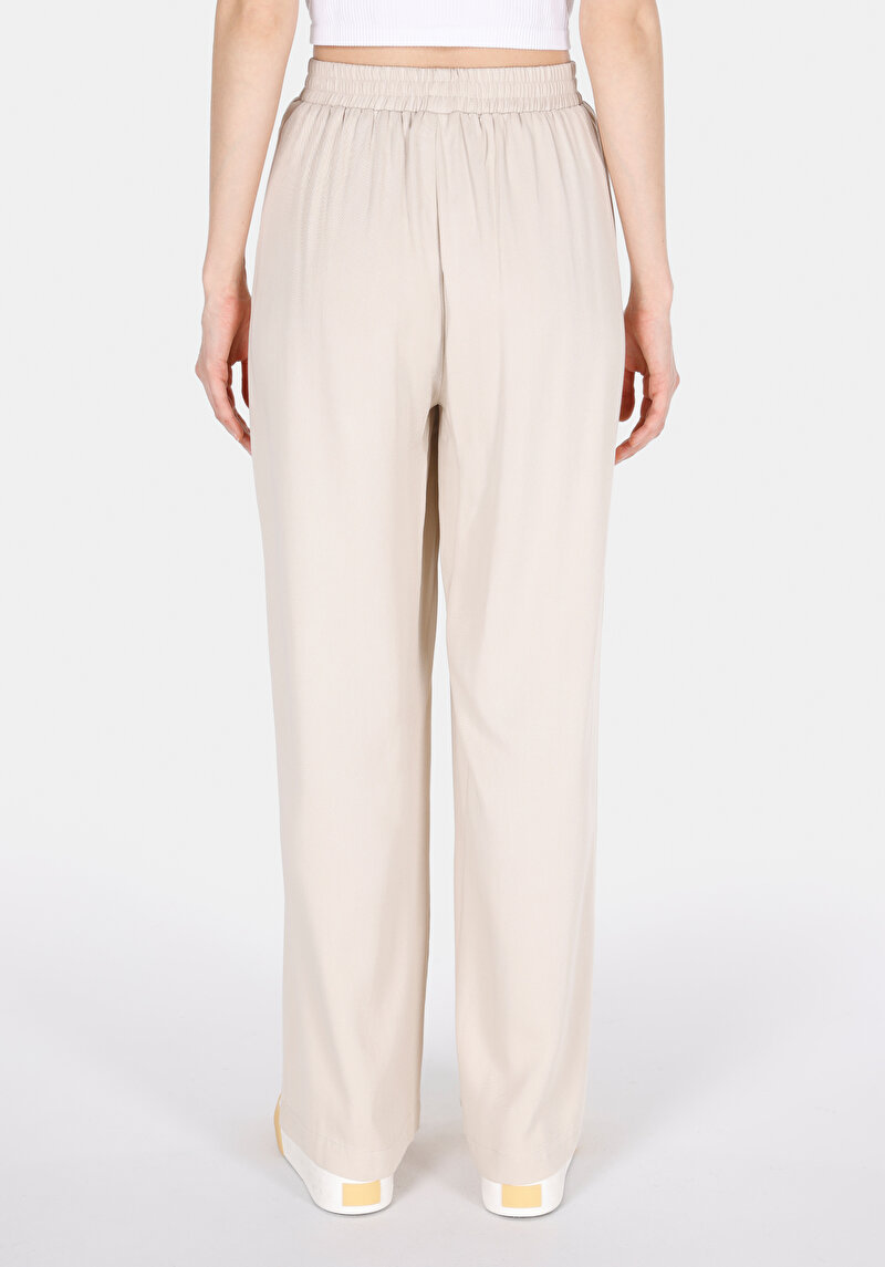 Afișați detalii pentru Straigt Fit Talie Joasă Picior Drept Pantaloni Bej Pentru Femei