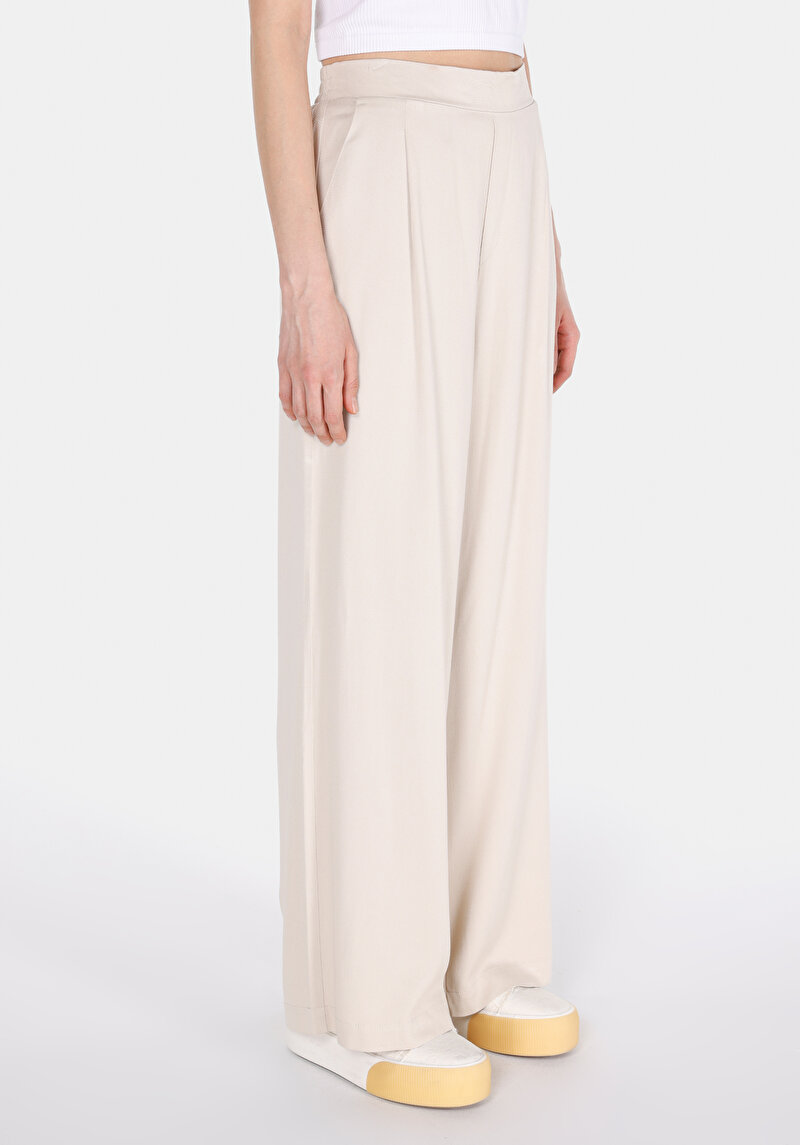 Afișați detalii pentru Straigt Fit Talie Joasă Picior Drept Pantaloni Bej Pentru Femei