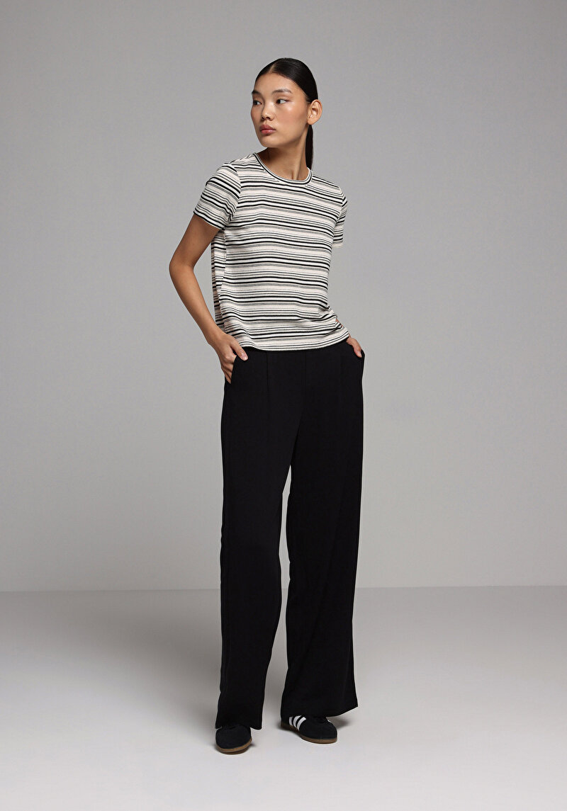 Imagine a Pantaloni De Dama Negru Straight Fit Cl1073410