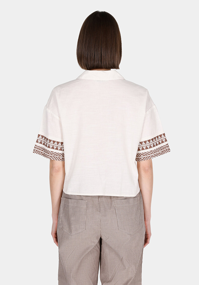 Afișați detalii pentru Cămașă Regular Fit Gât Cămașă Etnică Ecru Manșon Scurt Pentru Femei