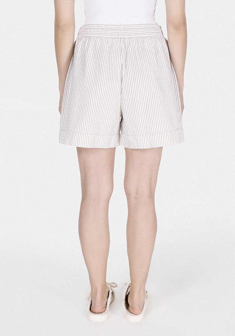 Imagine a Short / Pantaloni Scurti De Dama Bej Regular Fit  Cl1074659