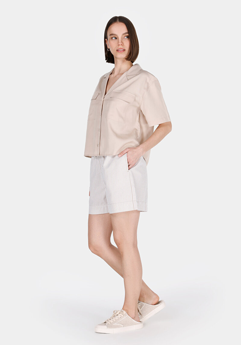 Imagine a Short / Pantaloni Scurti De Dama Bej Regular Fit  Cl1074659