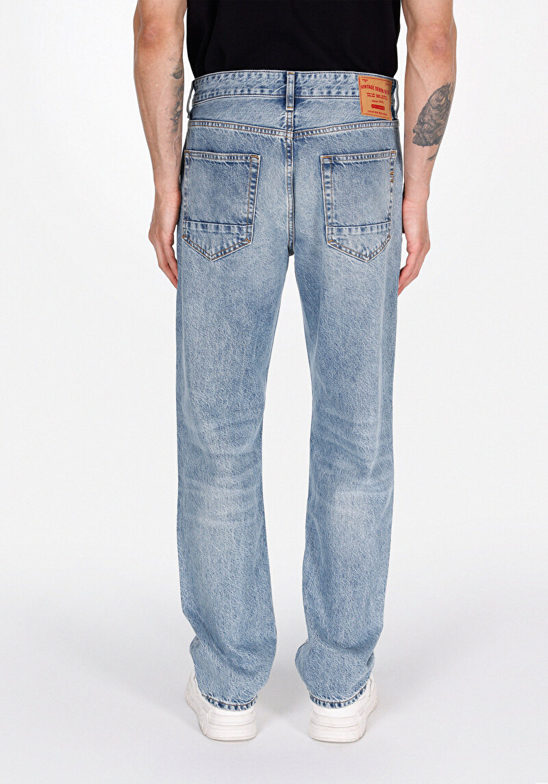 Afișați detalii pentru Blugi İndigo Pentru Bărbați Regular Fit