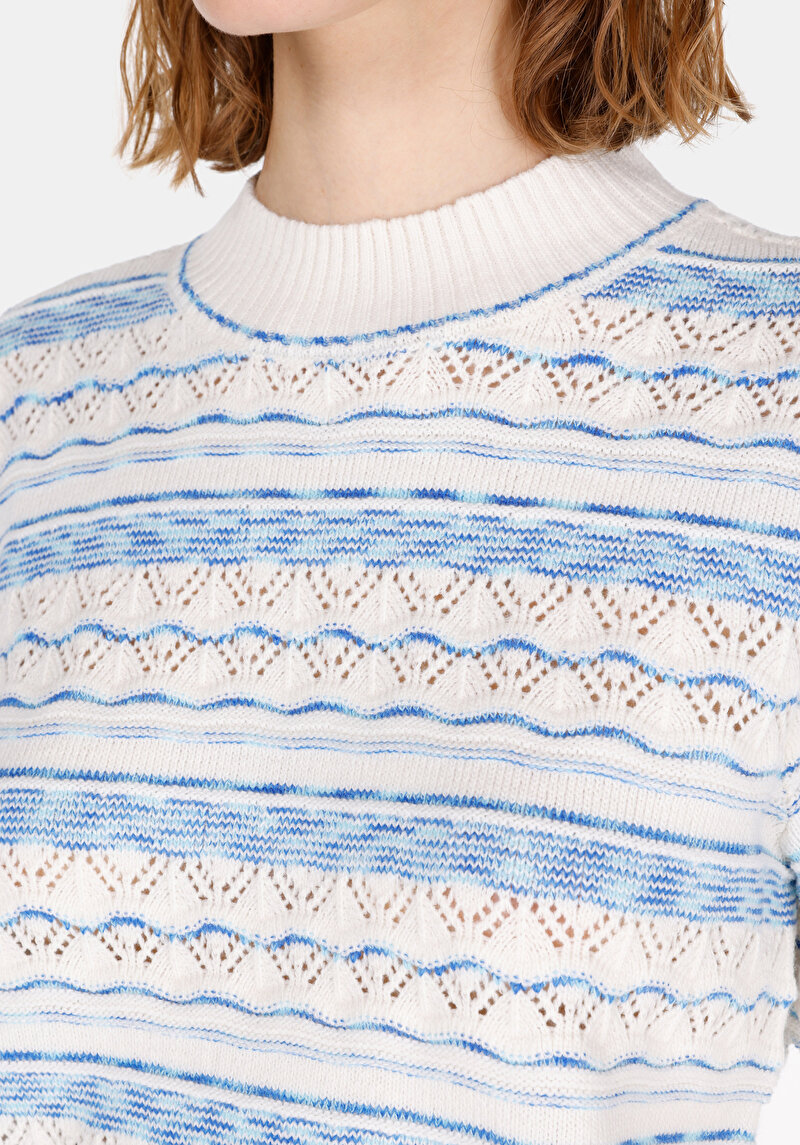 Imagine a Tricou Alb Pentru Femei Slim Fit