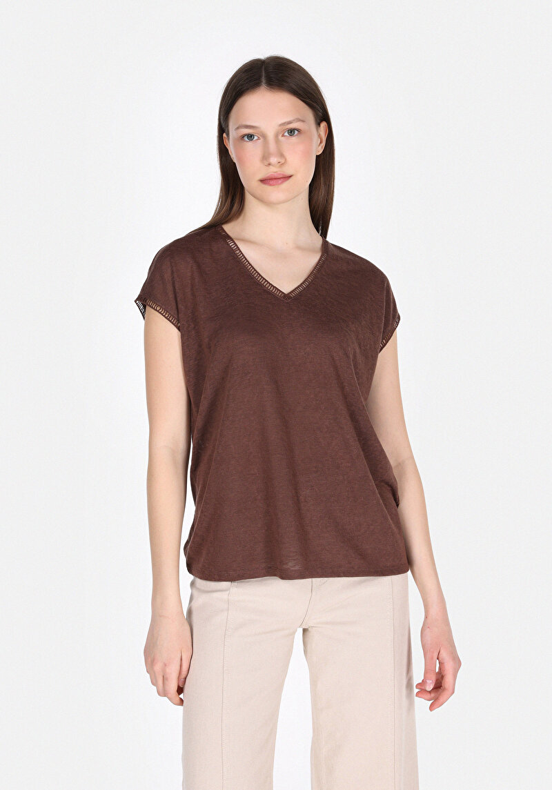 Imagine a Tricou Cu Maneca Scurta De Dama Maro Regular Fit  Cl1074594