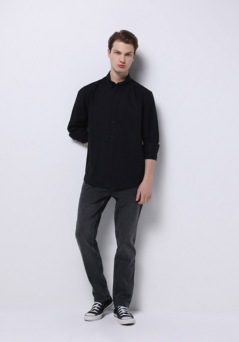 Imagine a Camasa Cu Maneca Lunga De Barbati Negru Regular Fit Cl1074489