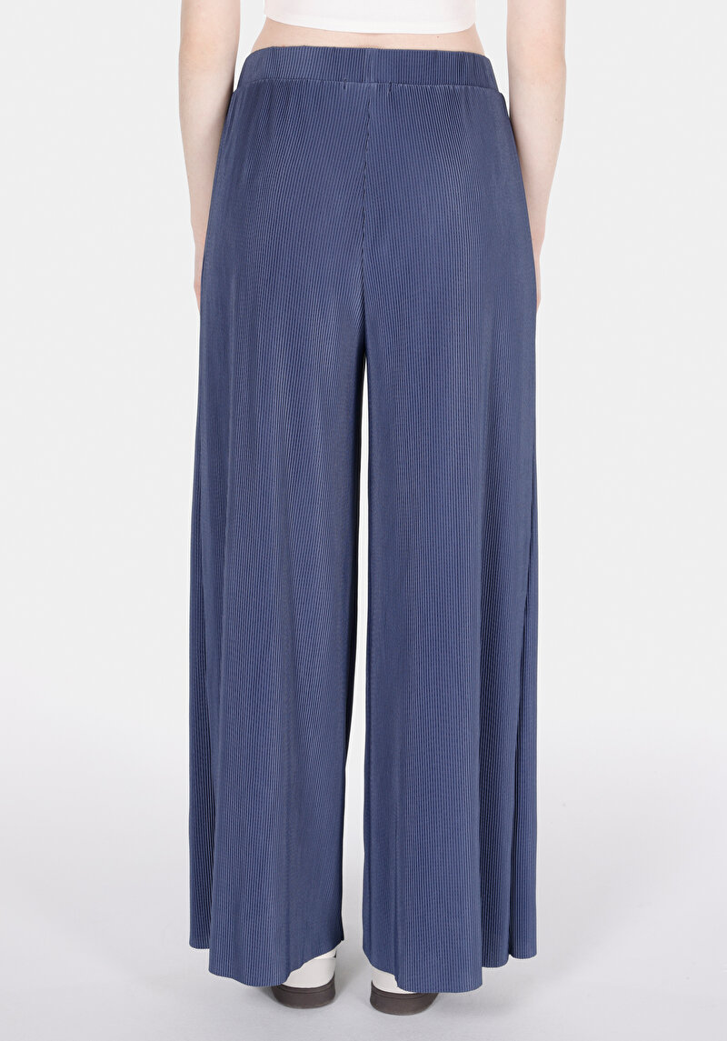 Imagine a Pantaloni De Trening De Dama Albastru Regular Fit Cl1073231