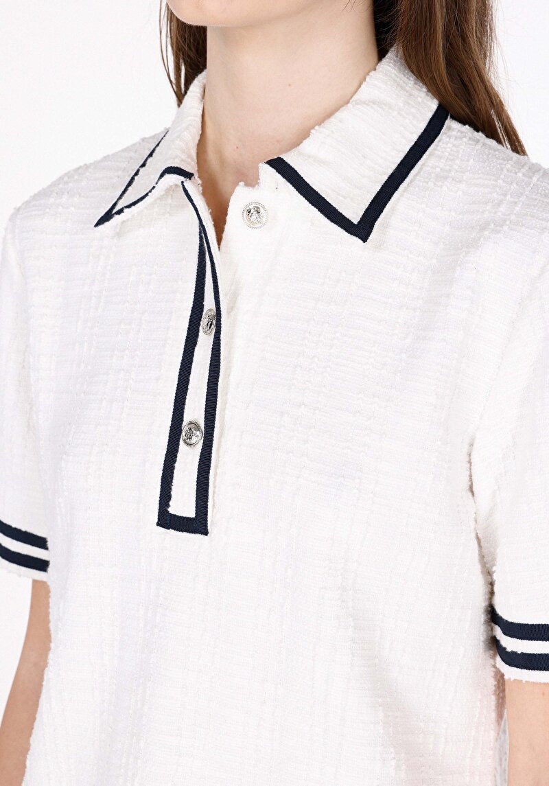 Imagine a Rochie Albă Cu Mânecă Scurtă Pentru Femei Regular Fit