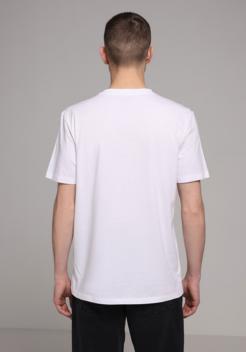 Afișați detalii pentru Regular Fit Round Neck Drept Bărbați Alb Mânecă Scurtă Tricou