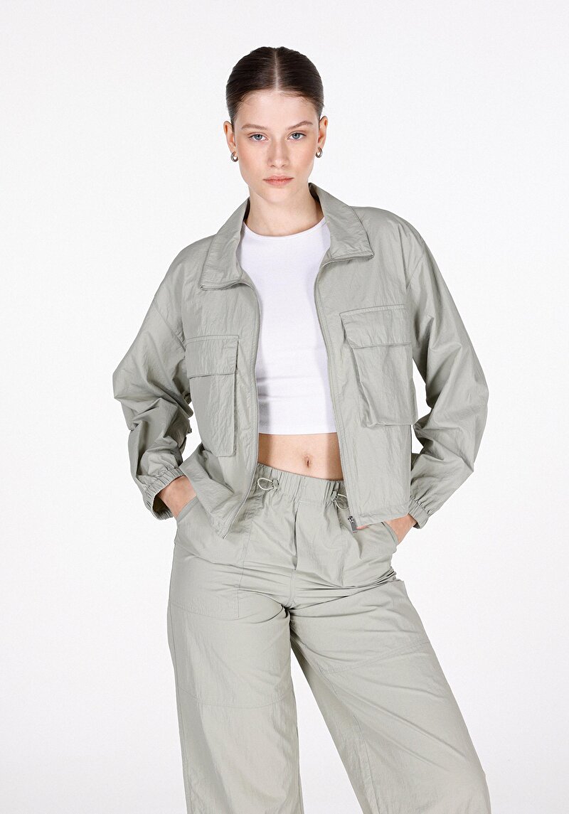 Imagine a Jacheta De Dama Verde Regular Fit  Cl1073344