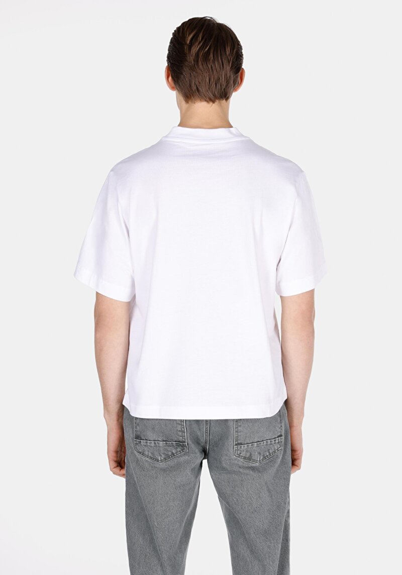 Imagine a Tricou Cu Maneca Scurta De Barbati Alb Boxy Fit Cl1073994