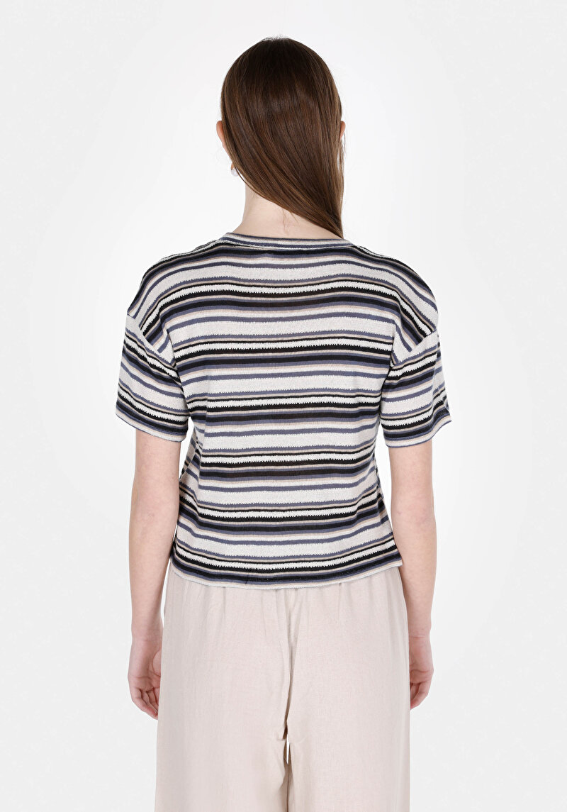 Imagine a Regular Fit Round Collar Striped Tricou Cu Mânecă Scurtă Multicolor Pentru Femei