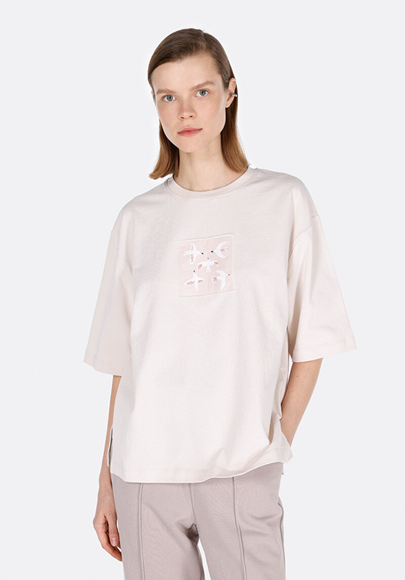 Imagine a Tricou Cu Maneca Scurta De Dama Bej Comfort Fit Cl1073160