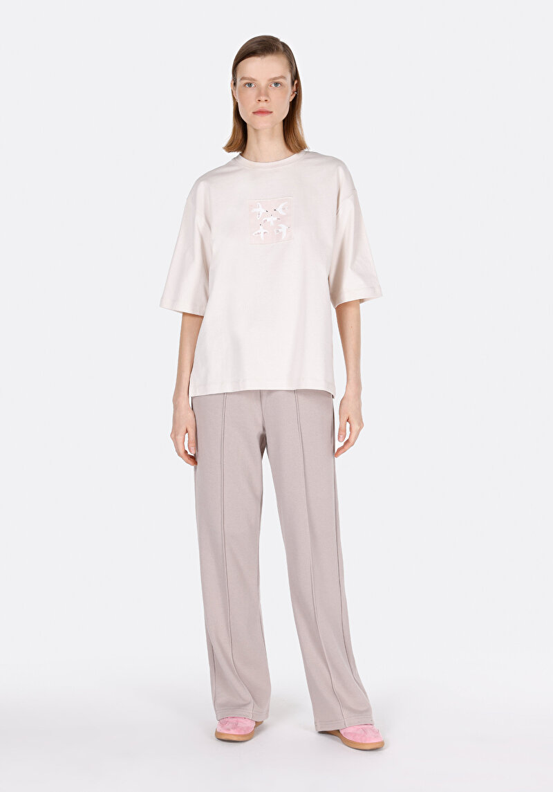 Imagine a Tricou Cu Maneca Scurta De Dama Bej Comfort Fit Cl1073160