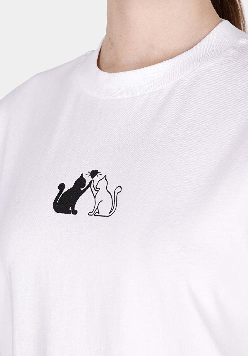 Imagine a Regular Fit Round Neck Imprimat Tricou Alb Cu Mânecă Scurtă Pentru Femei