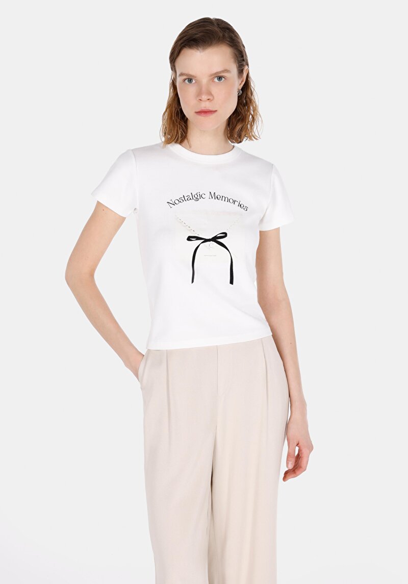 Imagine a Tricou Cu Maneca Scurta De Dama Alb Slim Fit  Cl1073176