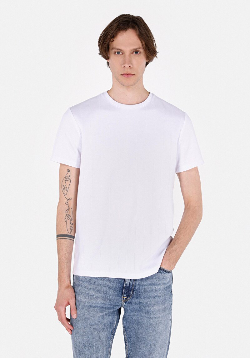 Imagine a Tricou Cu Maneca Scurta De Barbati Alb Regular Fit  Cl1072064