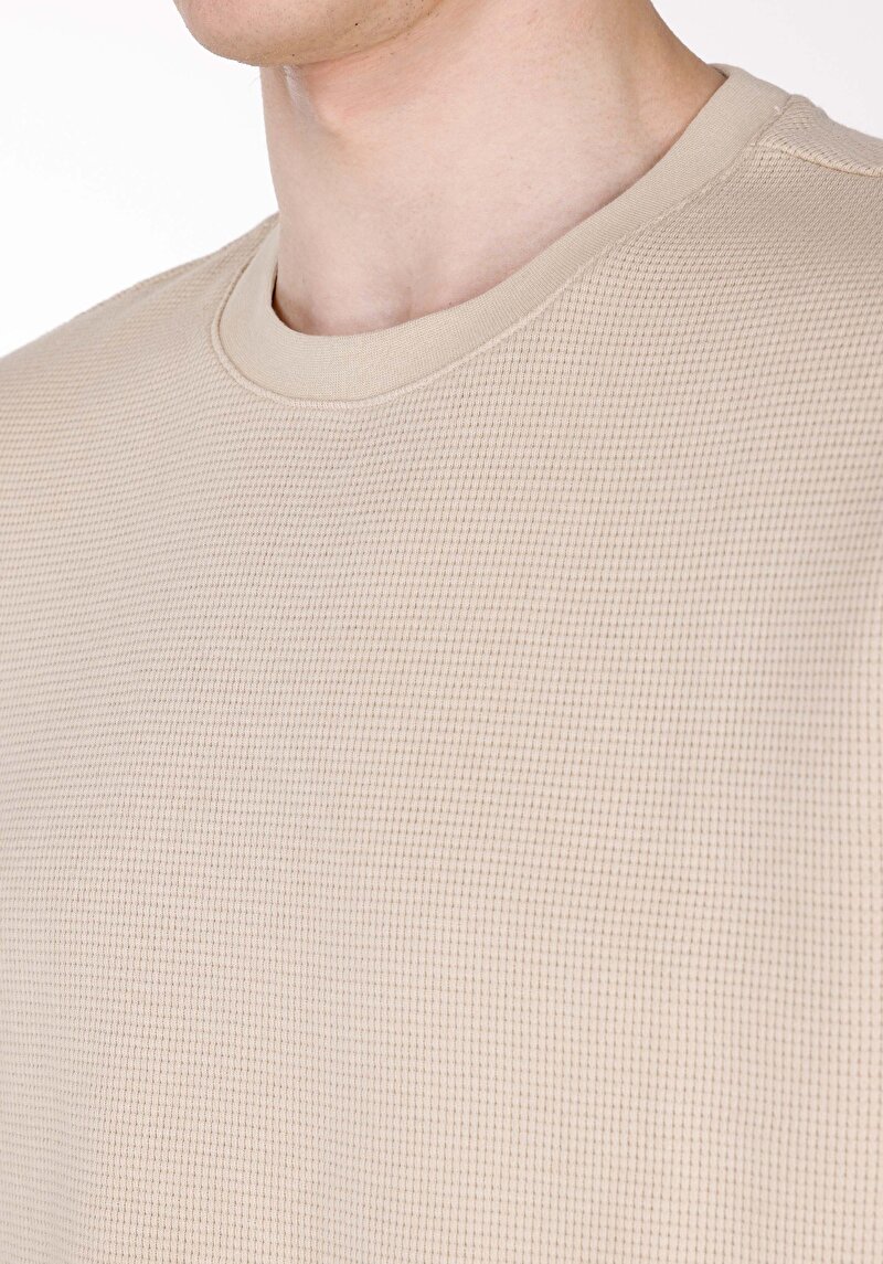 Afișați detalii pentru Comfort Fit Round Neck Drept Bărbați Bej Tricou Cu Mânecă Scurtă