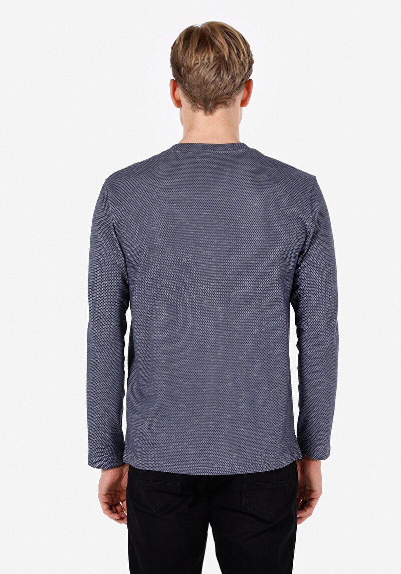 Imagine a Tricou Cu Maneca Lunga De Barbati Albastru Marin Regular Fit Cl1072078