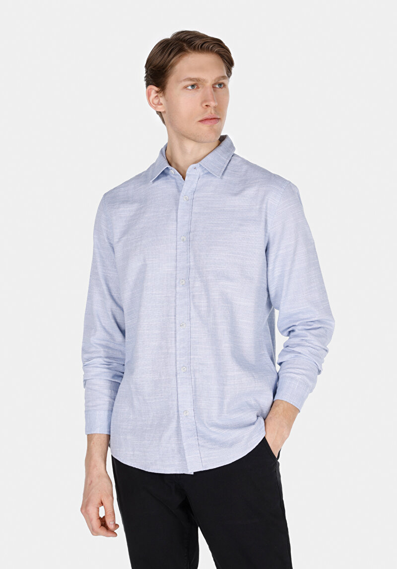 Imagine a Cămașă Cu Gât Drept Cămașă Albastră Cu Mânecă Lungă Pentru Bărbați