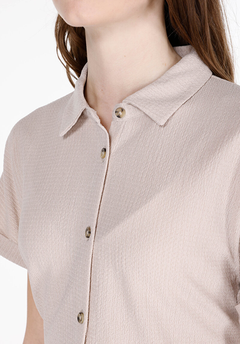 Imagine a Regular Fit Cămașă Jacquard Tricou Pentru Femei Bej Cu Mânecă Scurtă