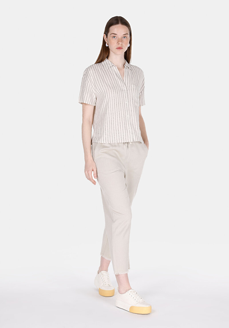 Imagine a Pantaloni De Dama Alb Regular Fit Cl1074664