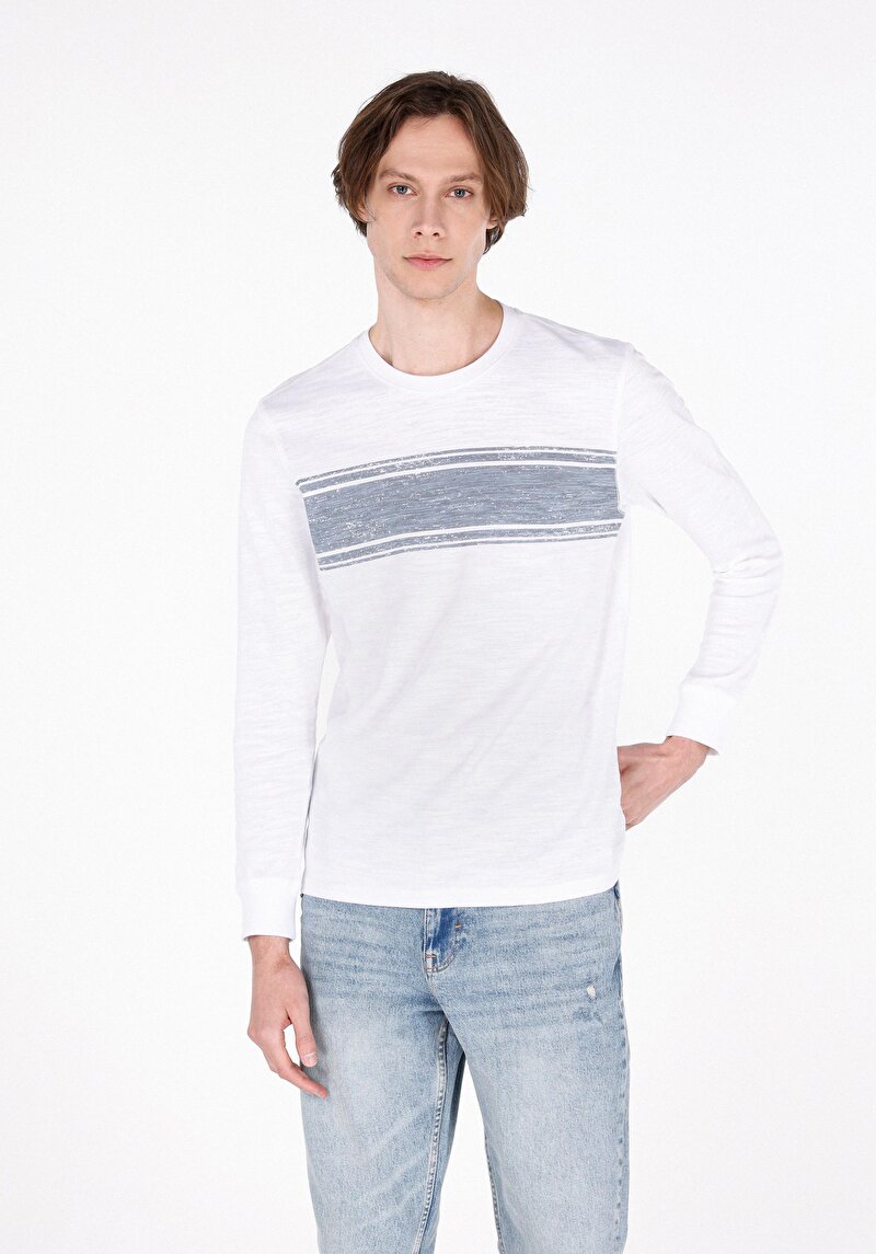 Imagine a Tricou Cu Maneca Lunga De Barbati Alb Regular Fit  Cl1072327