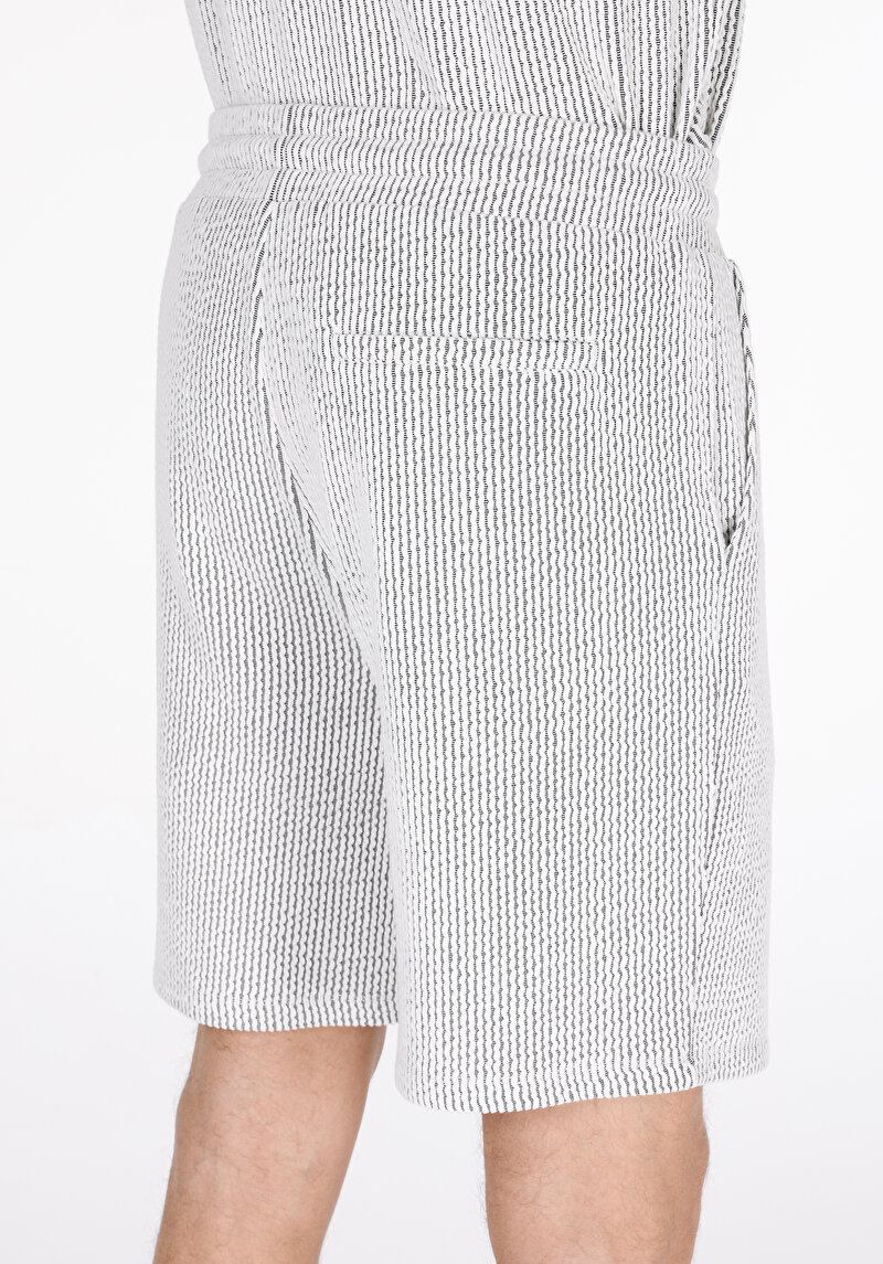 Afișați detalii pentru Short / Pantaloni Scurti De Barbati  Regular Fit  Cl1074823