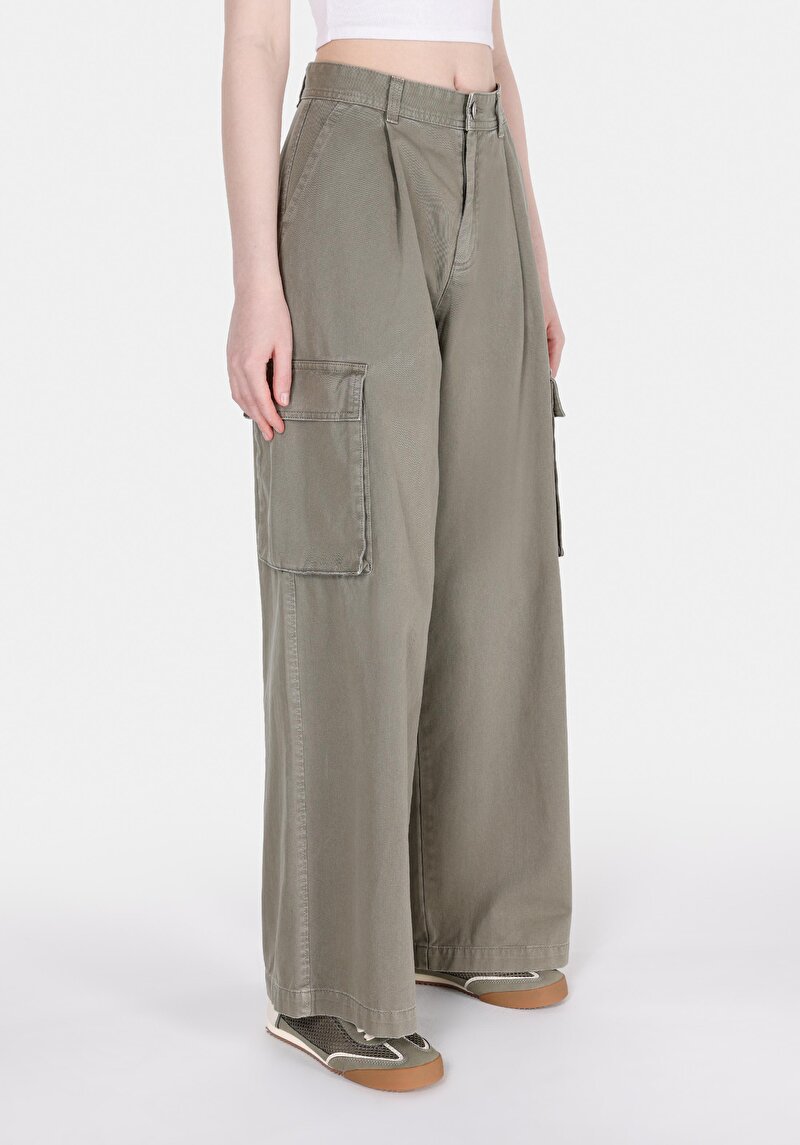 Afișați detalii pentru Pantaloni De Dama Kaki Regular Fit  Cl1072481