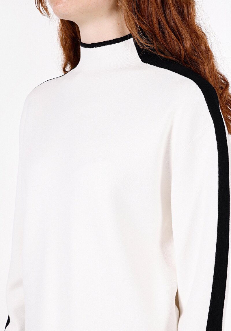 Imagine a Pulover De Dama Alb Regular Fit Cl1072525