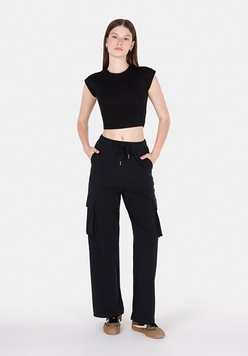 Afișați detalii pentru Pantaloni De Trening De Dama Negru Regular Fit  Cl1072561