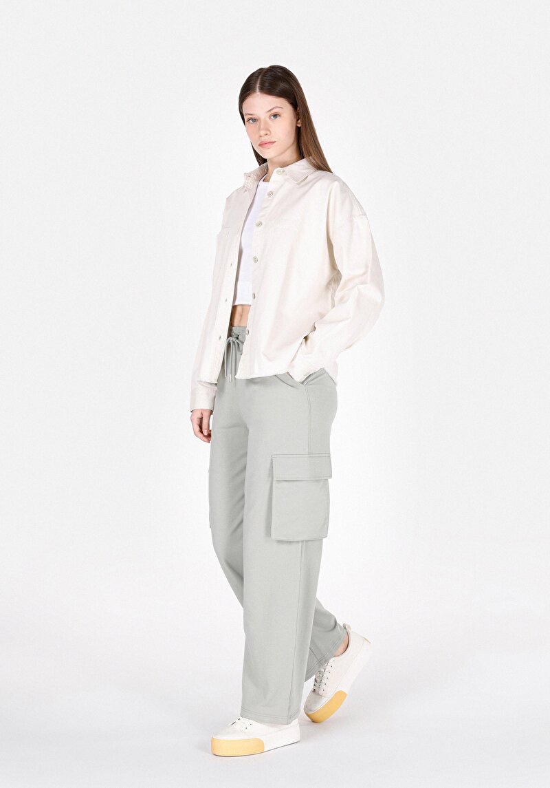 Afișați detalii pentru Pantaloni De Trening De Dama Verde Regular Fit  Cl1072561