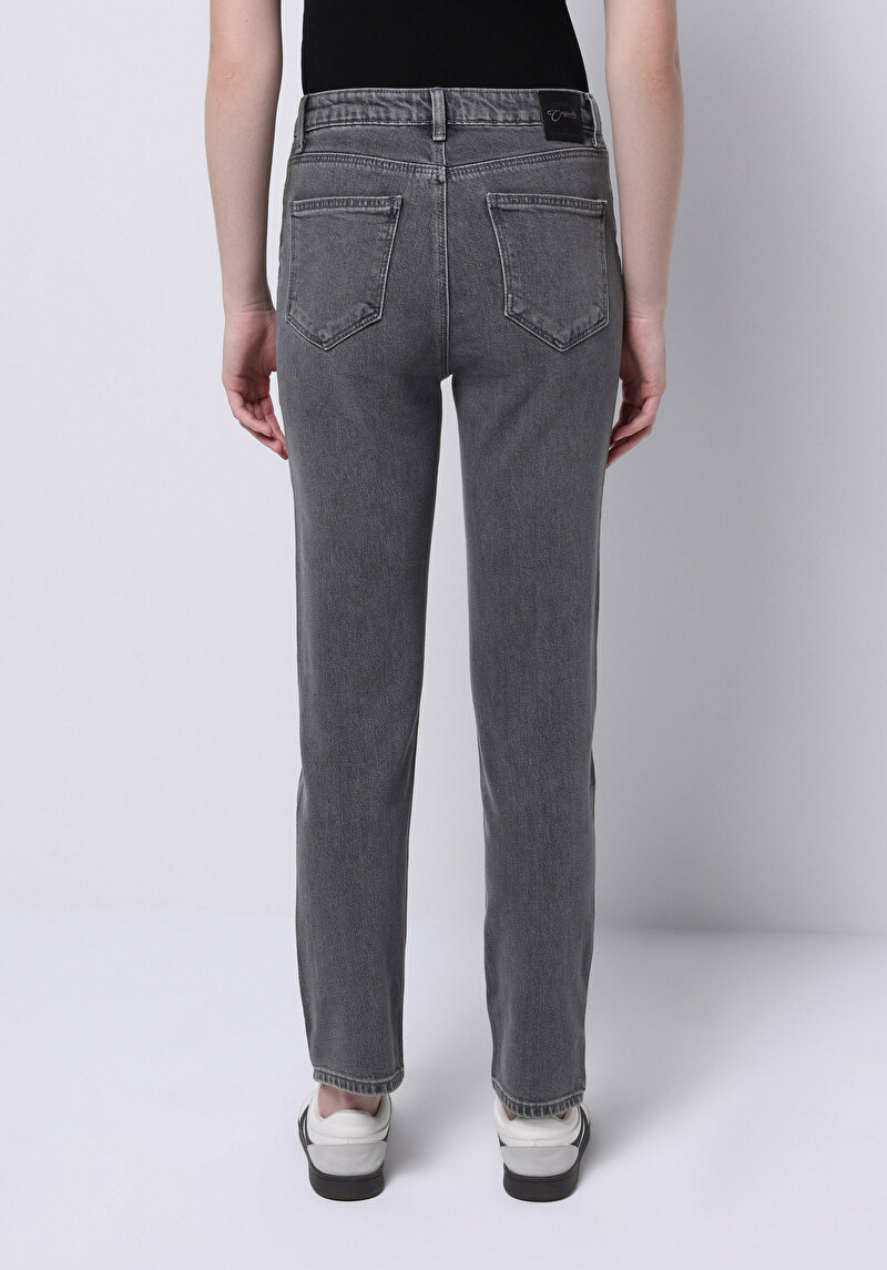 Afișați detalii pentru Blugi Negri Pentru Femei Slim Fit