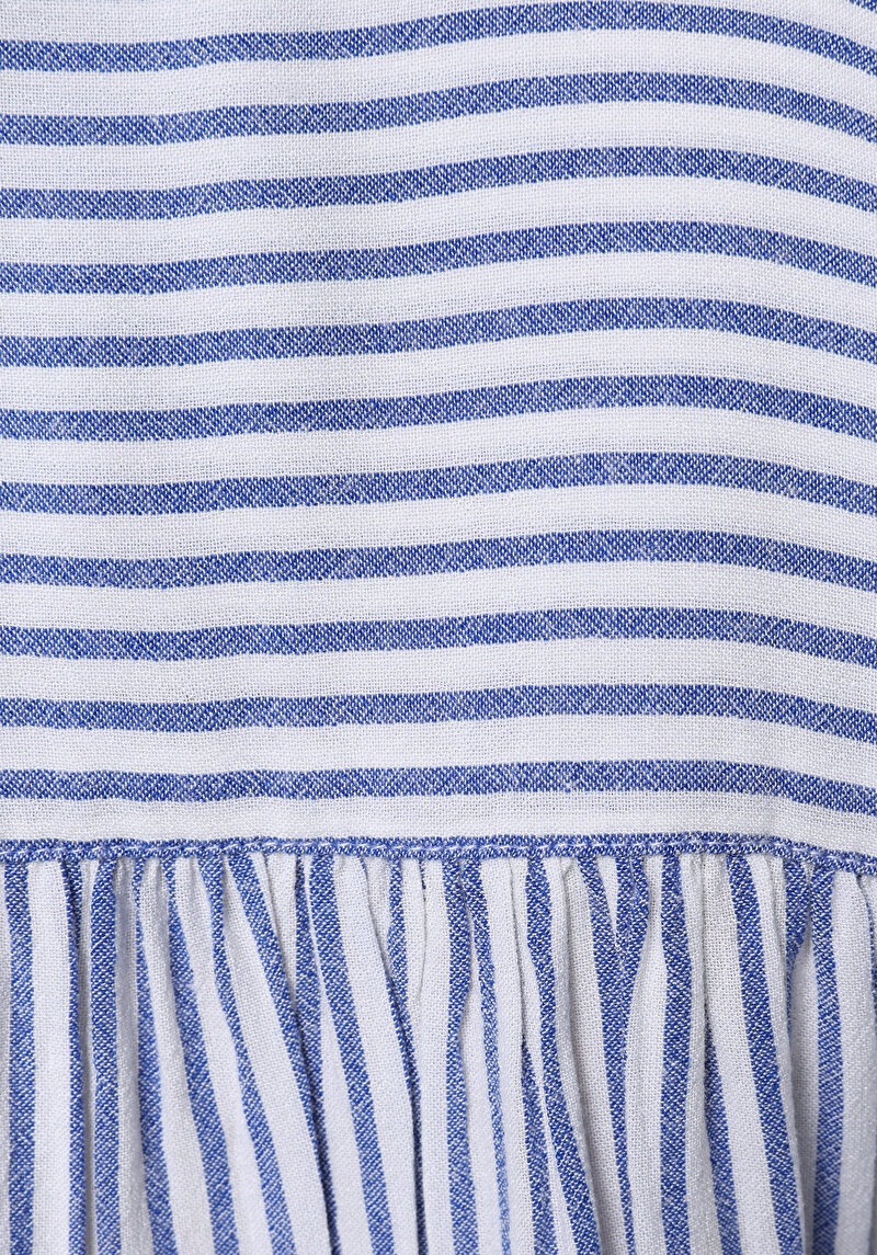 Imagine a Cămașă Cu Dungi Cămașă Albastră Cu Mânecă Scurtă Pentru Femei