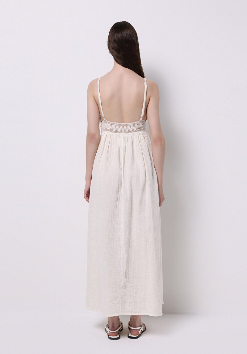 Imagine a Rochie Ecru Pentru Femei Regular Fit