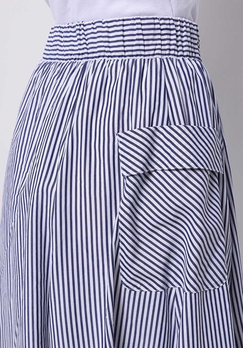 Afișați detalii pentru Fustă Midi Cu Dungi Bleumarin Pentru Femei