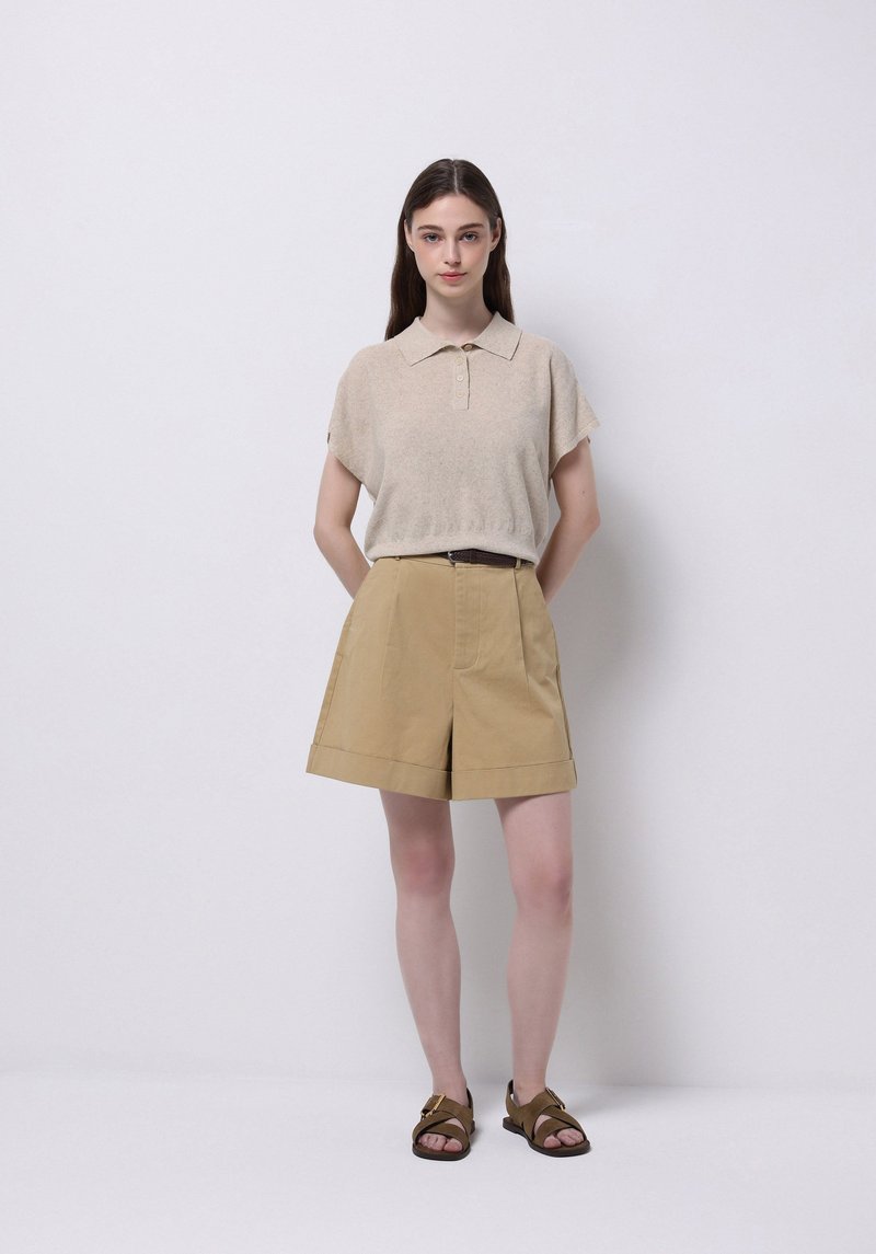 Imagine a Short / Pantaloni Scurti De Dama Maro Regular Fit  Cl1075209