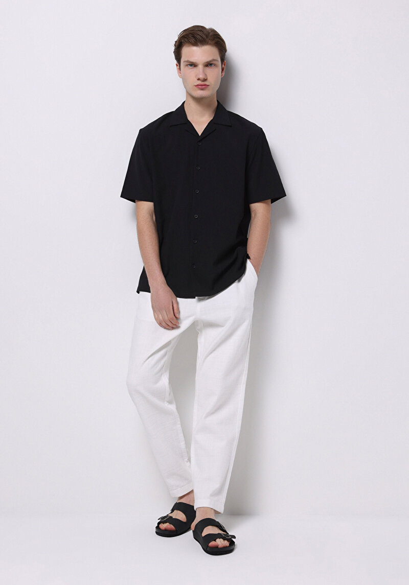 Imagine a Pantaloni De Barbati Alb Regular Fit  Cl1073863