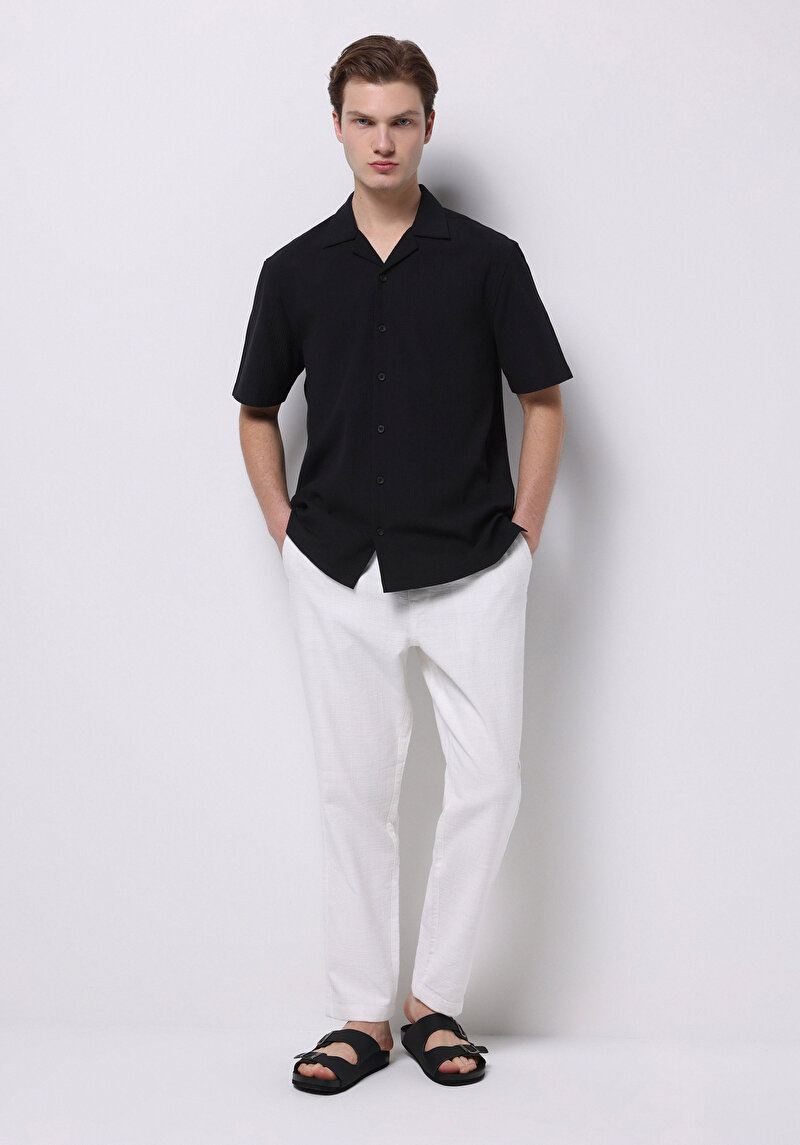 Imagine a Pantaloni De Barbati Alb Regular Fit Cl1073863