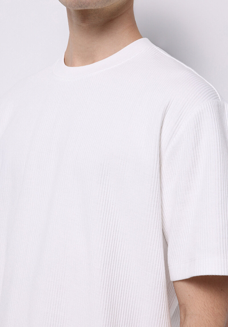 Imagine a Comfort Fit Round Neck Drept Bărbați Alb Short Tricou Cu Mânecă Scurtă