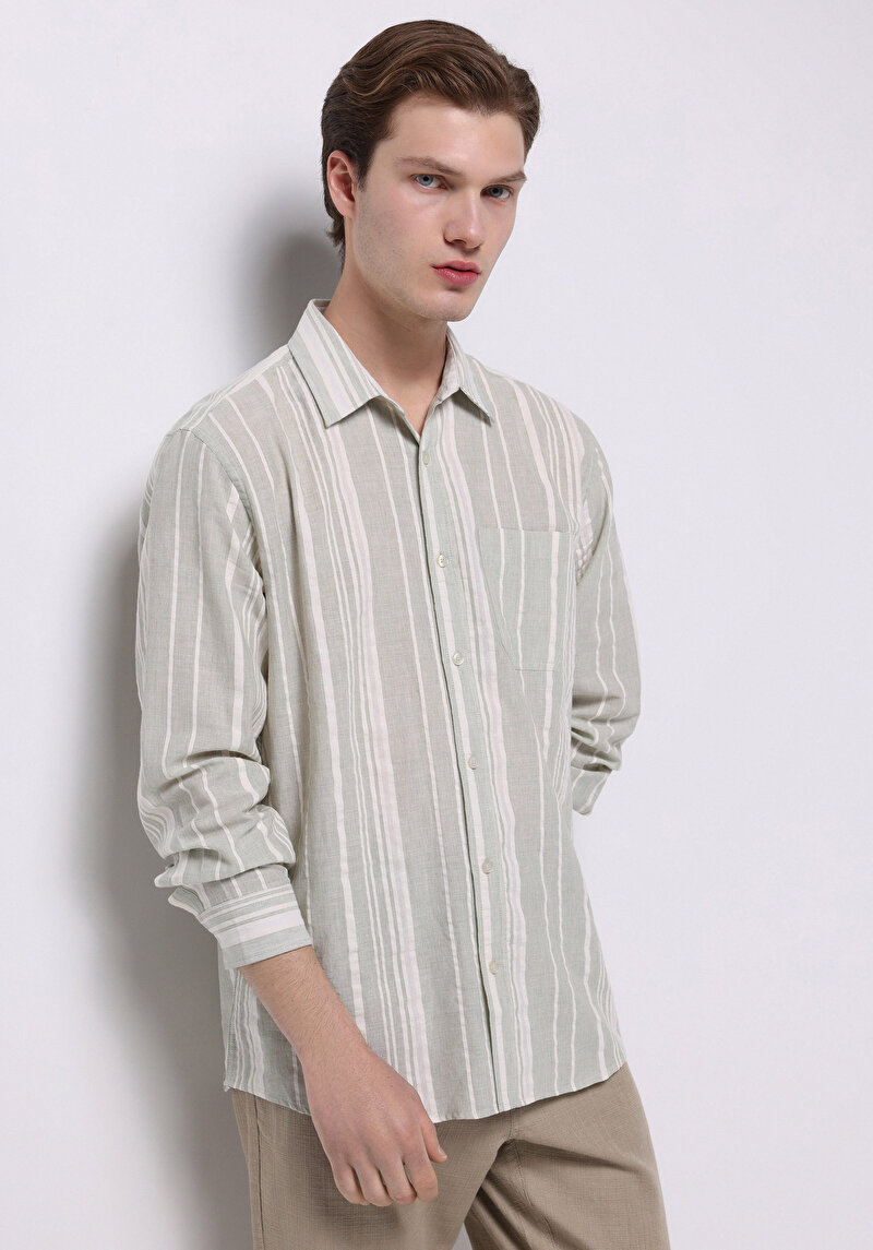 Imagine a Camasa Cu Maneca Lunga De Barbati Verde Regular Fit  Cl1074496