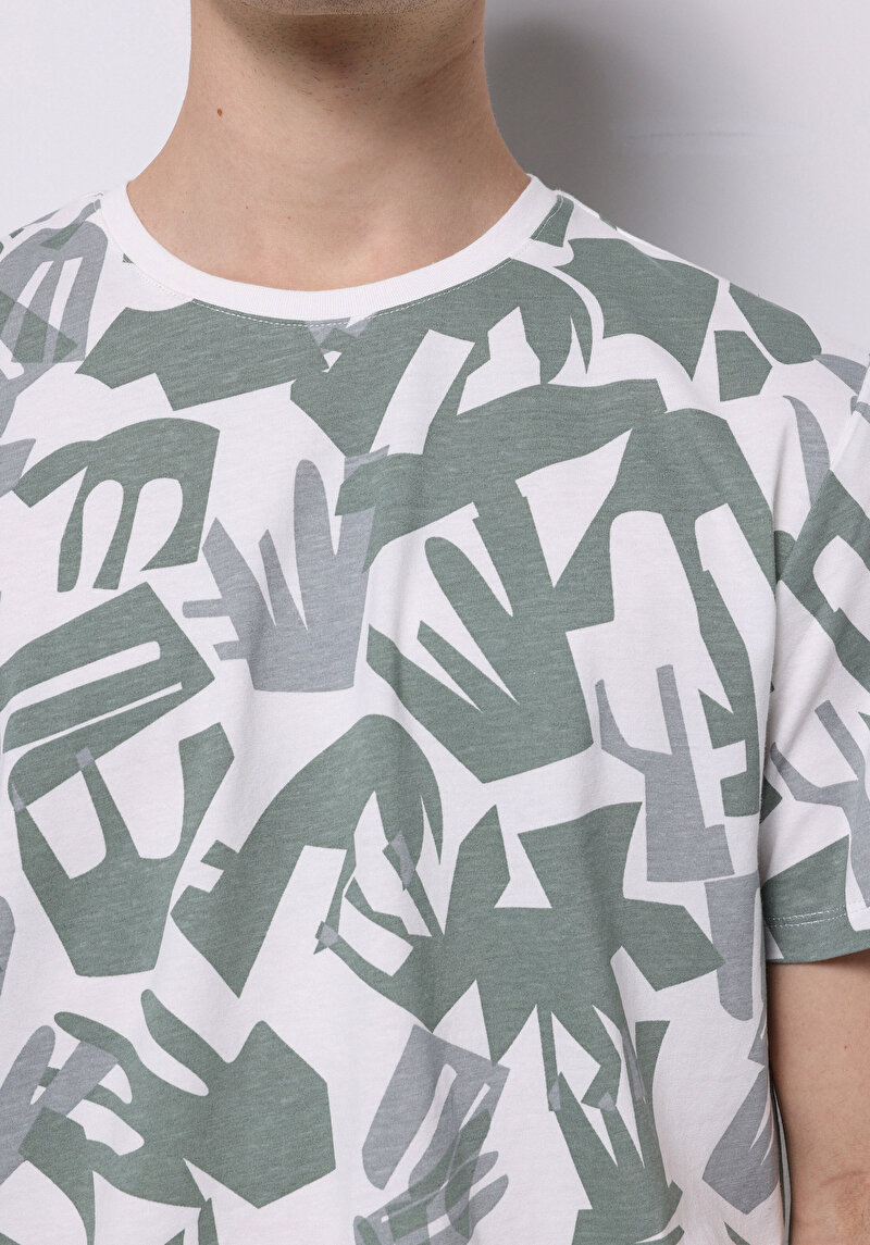 Imagine a Regular Fit Round Neck Printed Tricou Cu Mânecă Scurtă Verde Pentru Bărbați