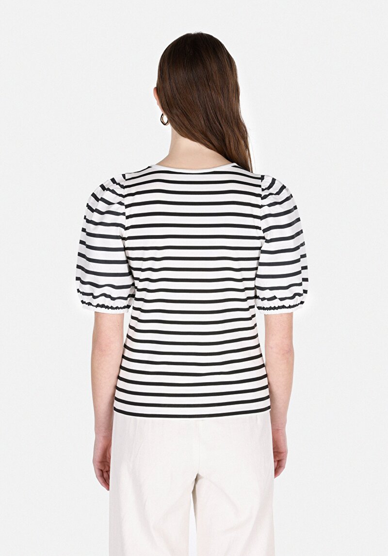 Afișați detalii pentru Tricou Alb Cu Mânecă Scurtă Pentru Femei Slim Fit