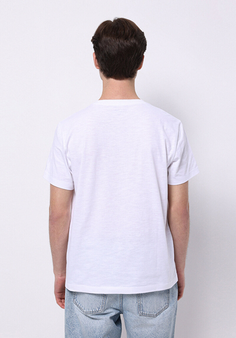 Imagine a Tricou Cu Maneca Scurta De Barbati Alb Regular Fit Cl1074223