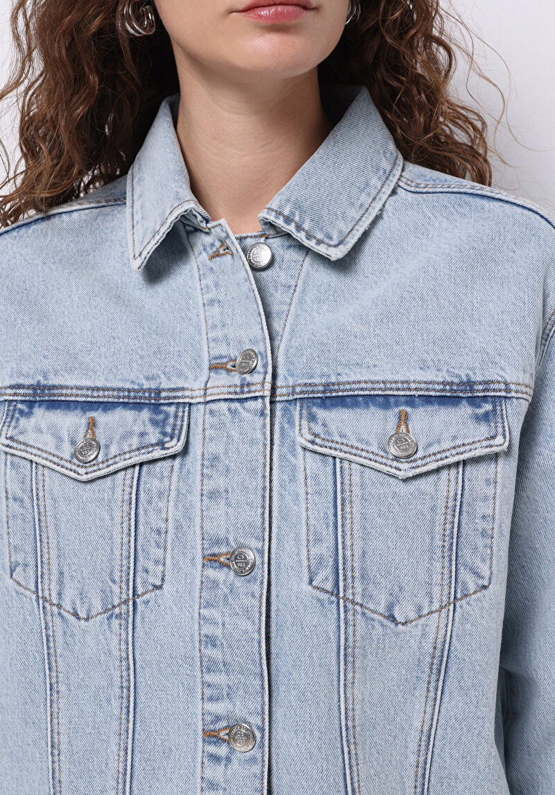 Afișați detalii pentru Jachetă Albastră Pentru Femei Cu Nasturi Și Căptușeală Regular Fit