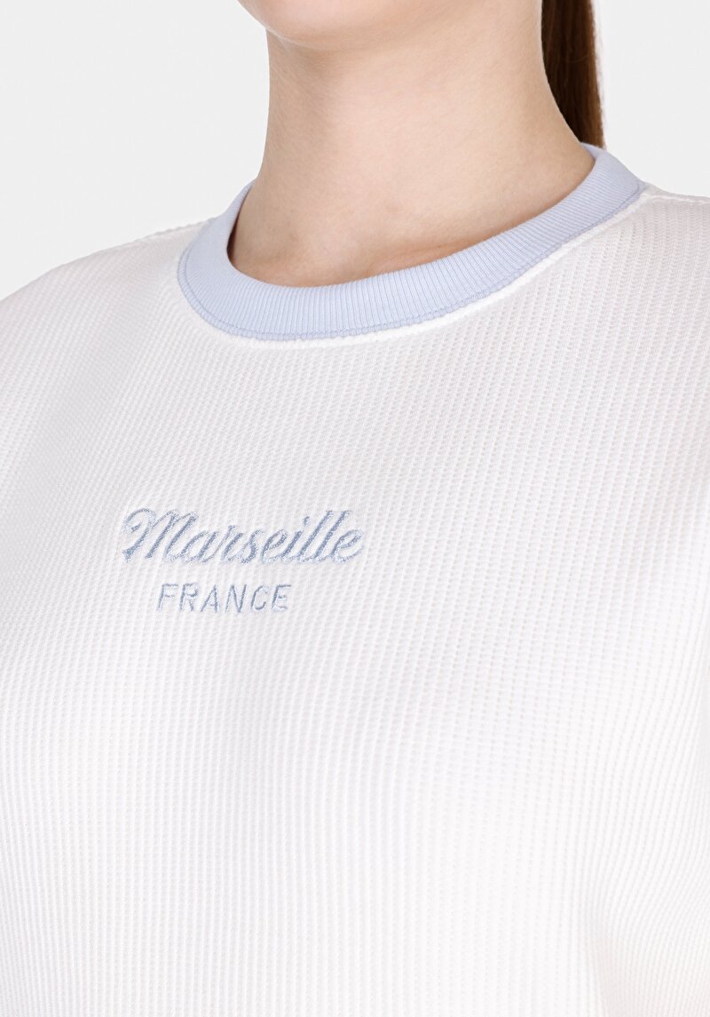 Afișați detalii pentru Pulover Cu Mâneci Scurte De Dama Alb Regular Fit  Cl1073165